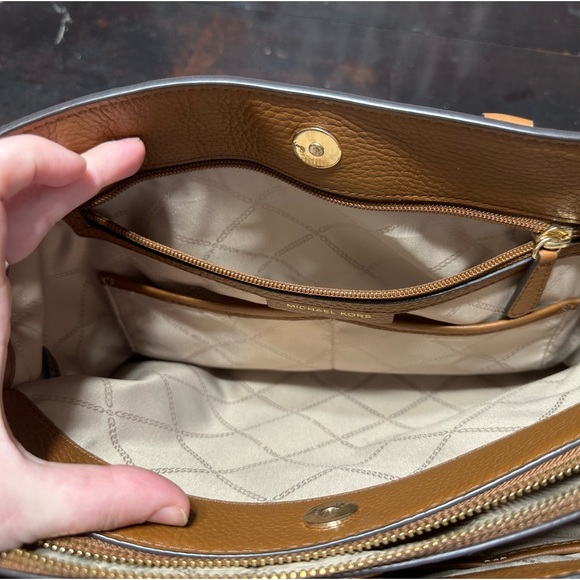 Michael Kors Satchel - Picture 3 of 8